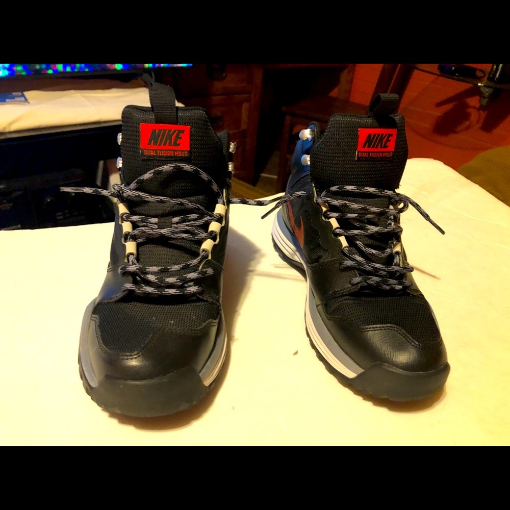 NIKE DUAL FUSION HILLS 04/09/14